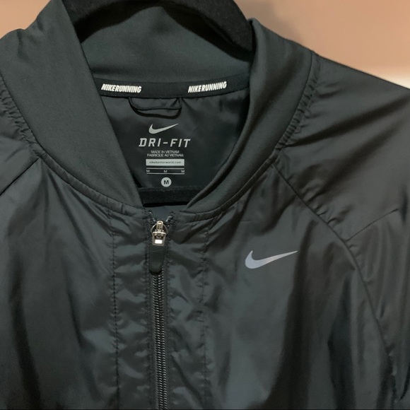 Nike windbreaker - Picture 2 of 2